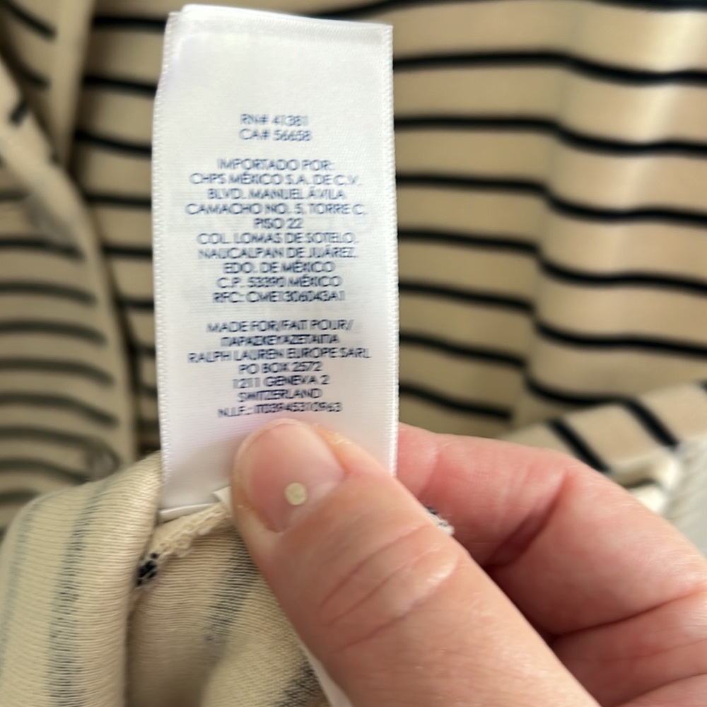 1. Chaps Woman’s Sweater Blazer with 3 functional Metal buttons and lapel. - Picture 12 of 16